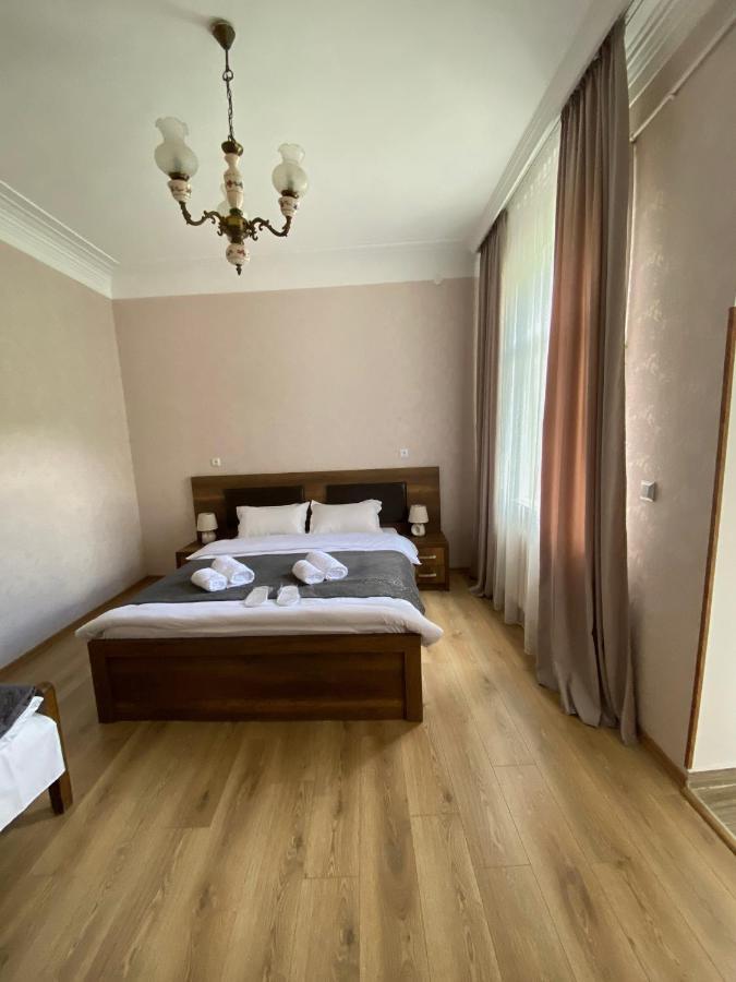 Dato Khetaguri Apartment Степанцмінда Екстер'єр фото